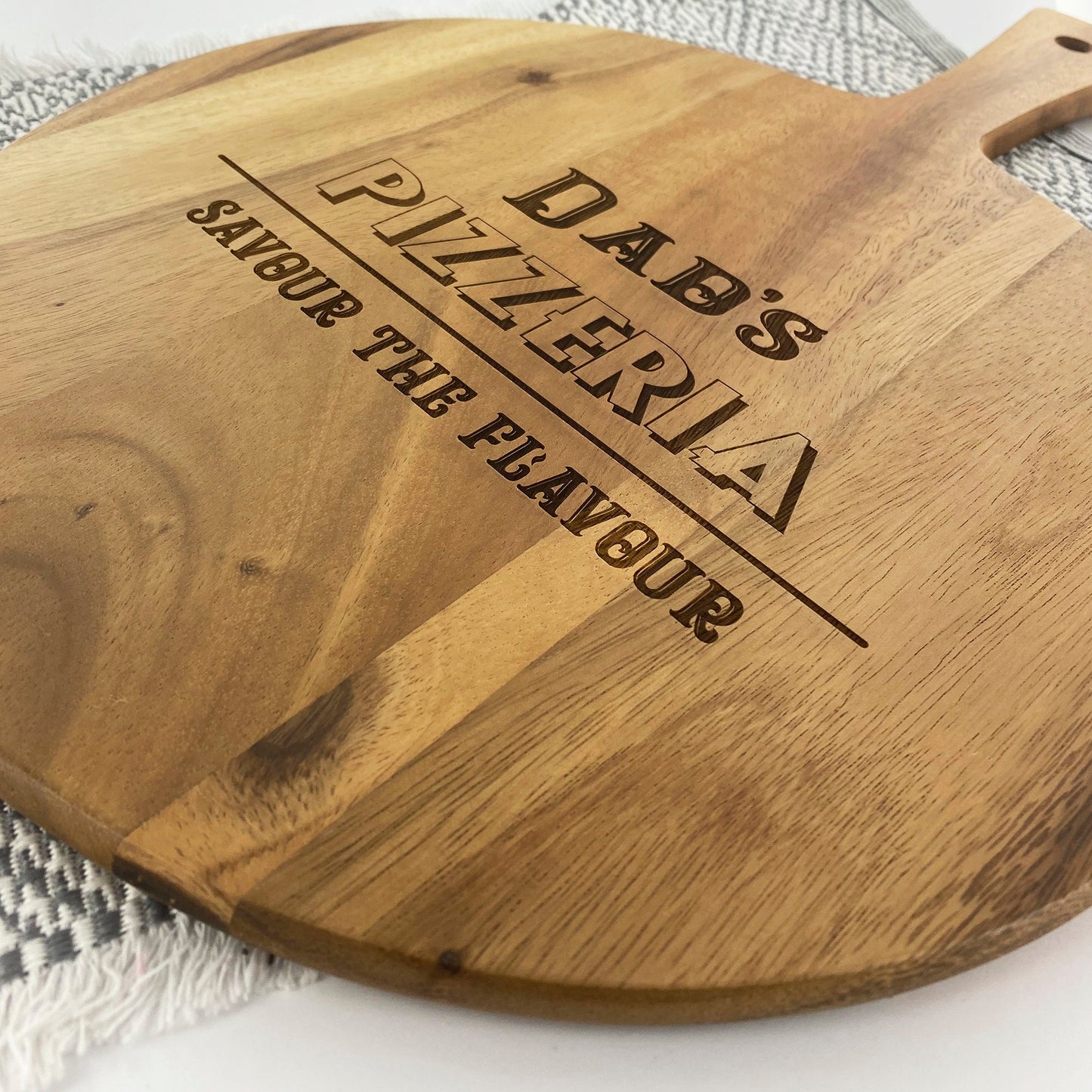 Dad's Wood Pizza Board , Pizzeria Paddle Board , Pizza Chopping Board , Artisan wood fired pizza board