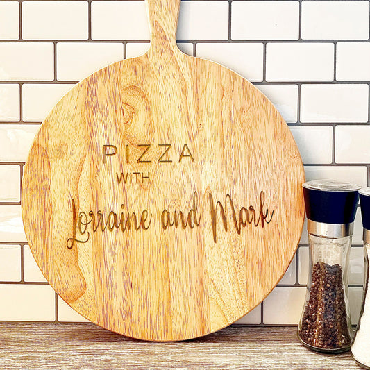 Personalised Pizza with Names, Wood Pizza board tray, Round Paddle Board, Pizza Chopping Board